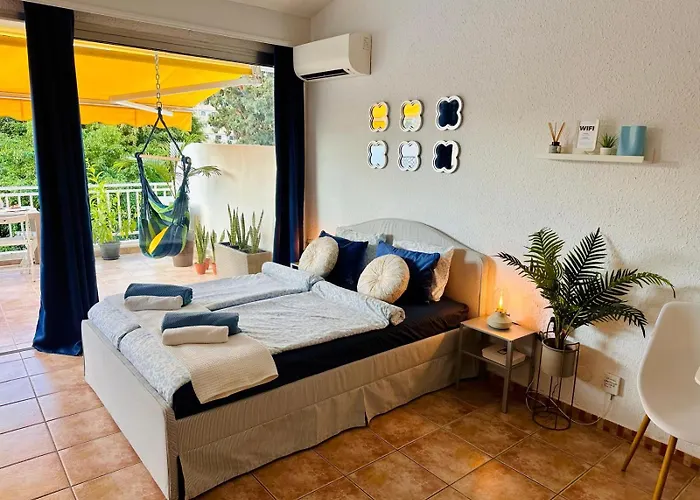 Americas Monkey Apartman